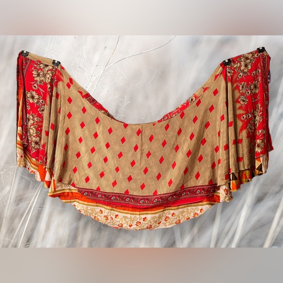 Darn Good Yarn Goddess Mini, reversible 2 layer recycled sari wrap skirt - Picture 3 of 12